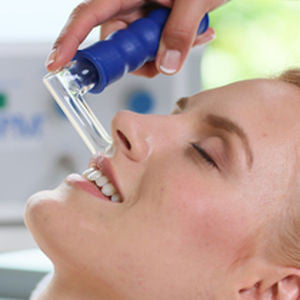 Rituale di pulizia profonda e massaggio vacuum per pelle impura e acneica – Weyergans High Care Milano.