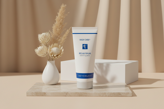 Dettaglio texture Relax Balm Weyergans High Care su sfondo bianco.