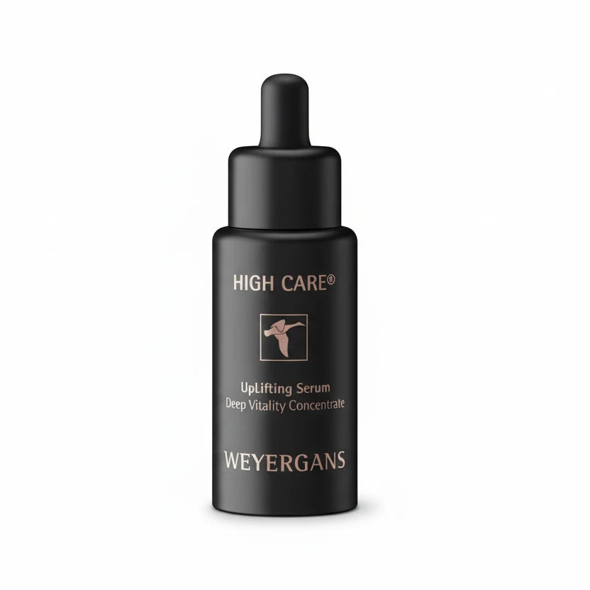 Flacone di siero nero con contagocce, su cui sono incise le scritte "High Care" e "Weyergans" su sfondo bianco.